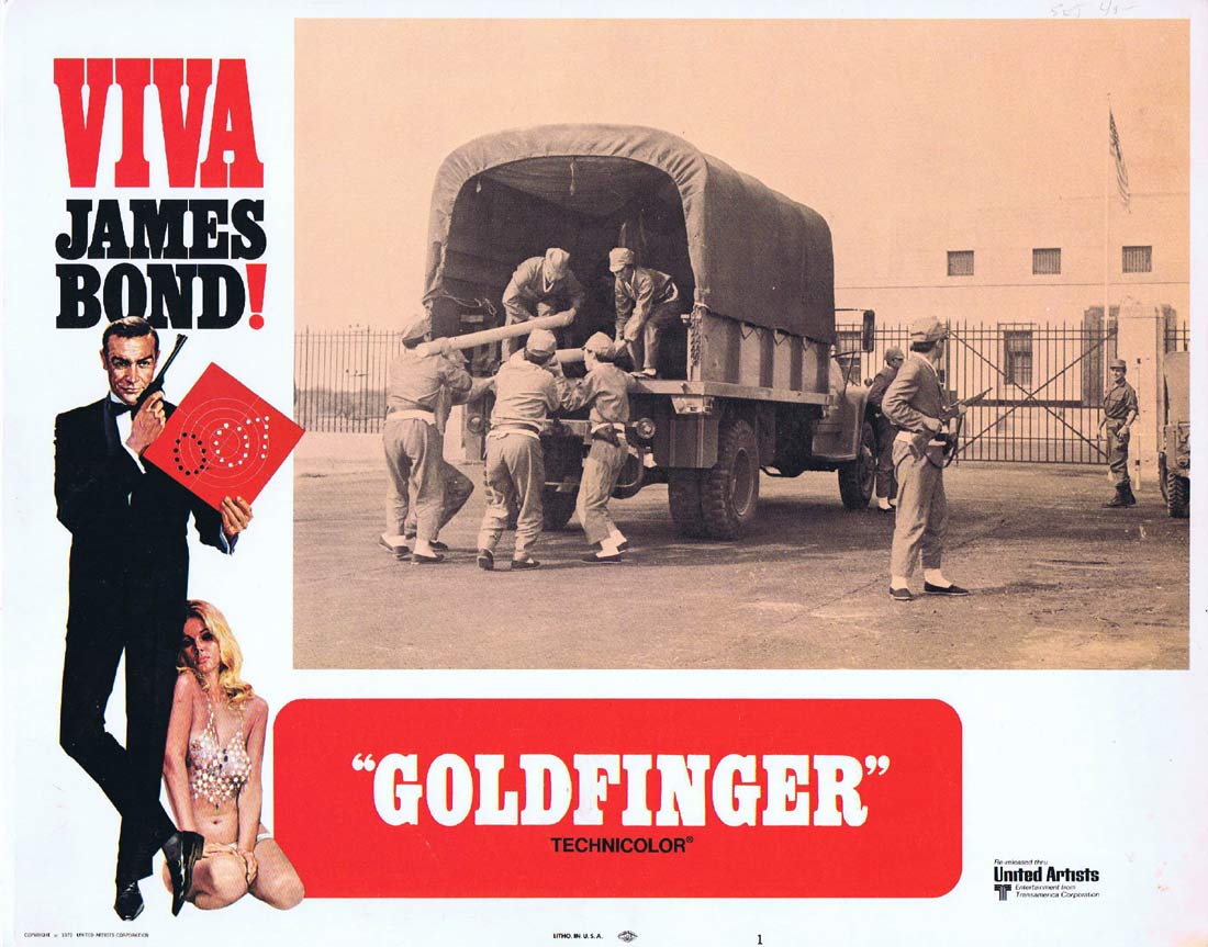 GOLDFINGER Original 1970r US Lobby Card 1 Sean Connery James Bond Honor Blackman
